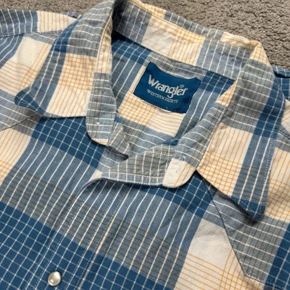 Wrangler Men's XL Short Sleeve Pearl Snap Blue Plaid Western - Picture 2 of 4
